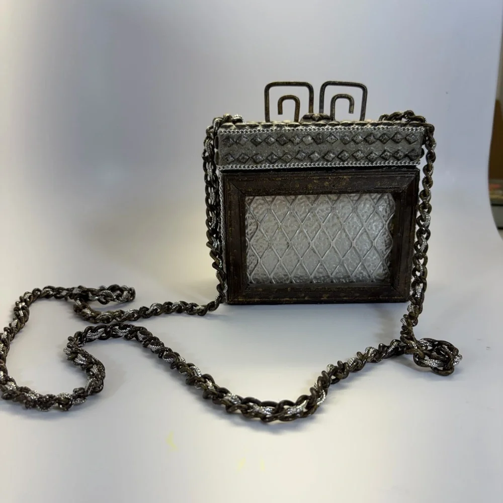 Vintage Mary Francs Unique Elegant Silver and Black Chain Bag. ++ collectible.